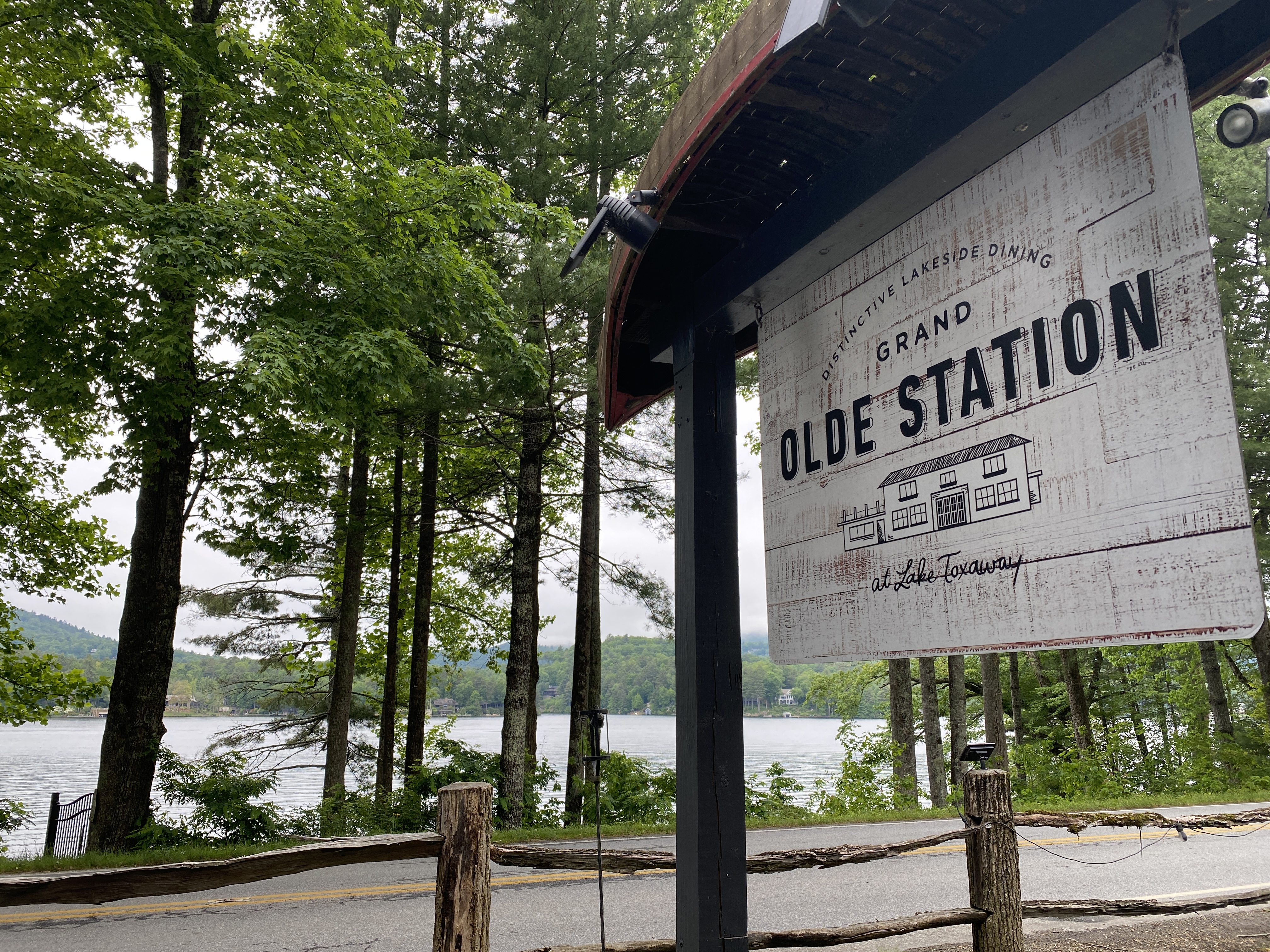 Rustic dining at Grand Olde Station on Lake Toxaway near Cashiers NC